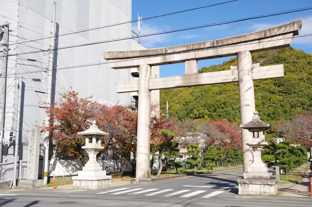 愛媛縣護國神社の写真 3